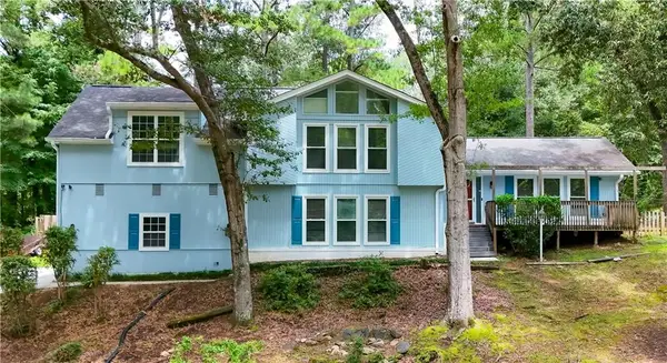 3233 River Oak Place, Lawrenceville, GA 30044