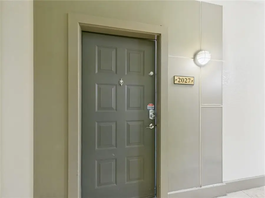 400 17th Street Nw #2027, Atlanta, GA 30363 - #2