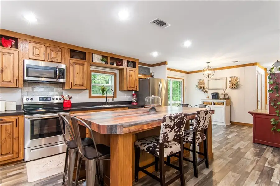 306 Cripple Creek Lane, Ellijay, GA 30536 - Image #3