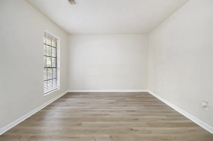 5774 Taffeta Court, Lithonia, GA 30058 - Image #3