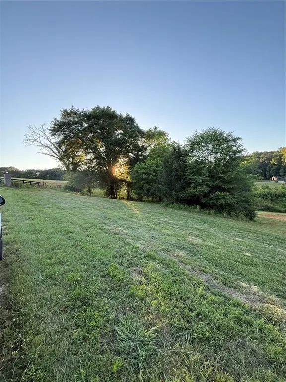 233 Hensley Lane, Hoschton, GA 30548 - Image #2