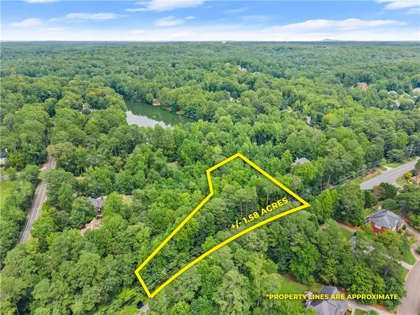 1125 Pine Grove Rd Road, Roswell, GA 30075