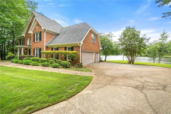 75 Spring Ridge Ct., Newnan, GA 30265