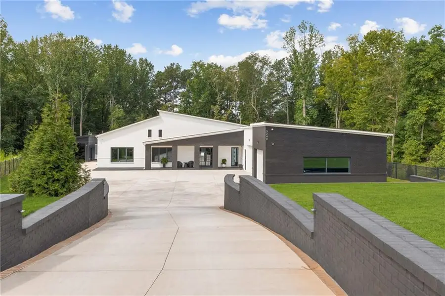 3240 Smithtown Road, Suwanee, GA 30024 - #3