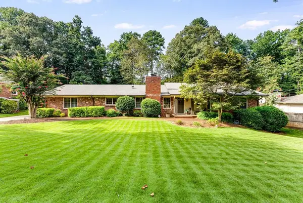 240 Beachland Drive, Atlanta, GA 30342