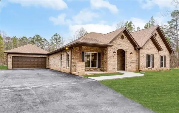 111 Stewart Avenue Ne, Milledgeville, GA 31061