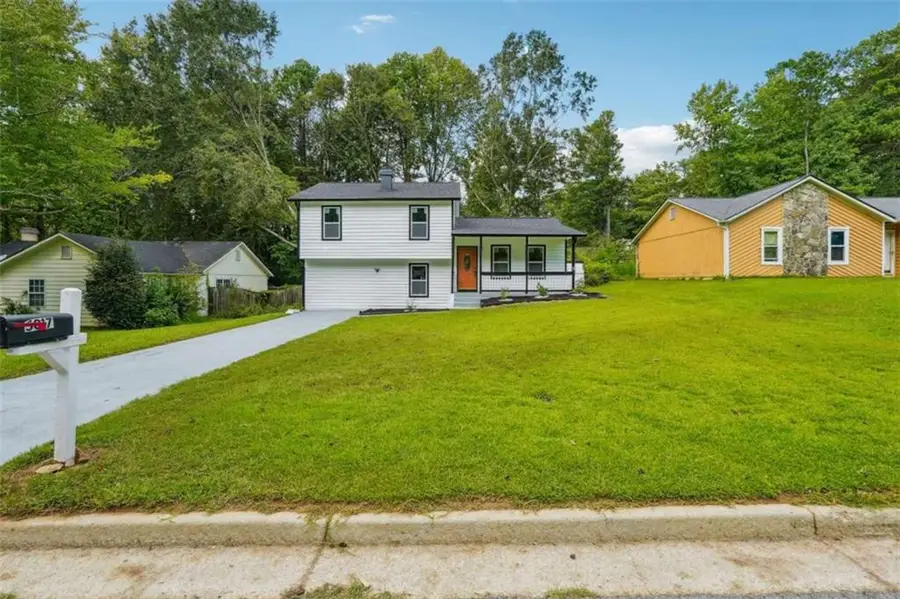 5017 Galbraith Circle, Stone Mountain, GA 30088 - Image #3