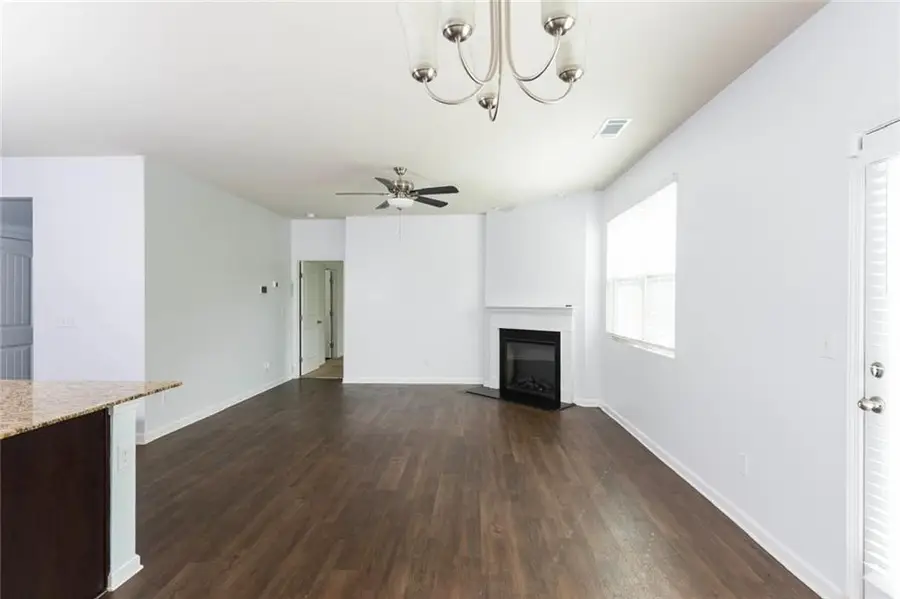 433 Lake Ridge Lane, Fairburn, GA 30213 - Image #2