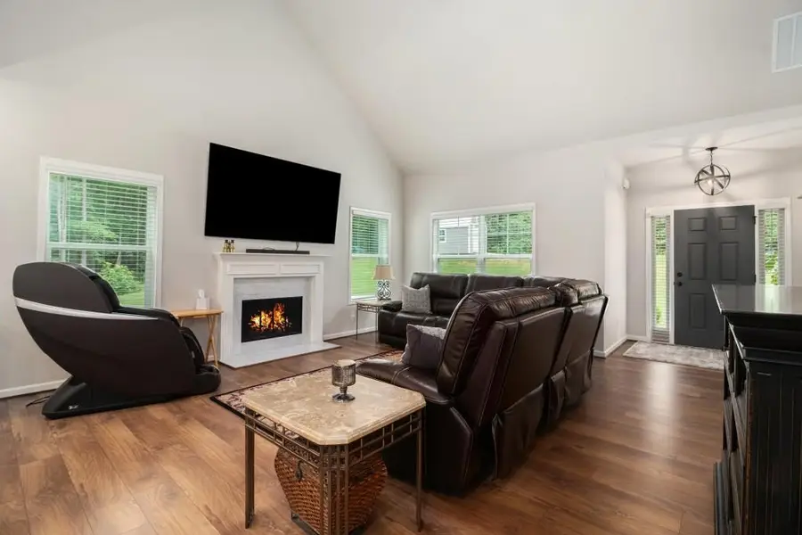 124 Wilmington Court, Newnan, GA 30263 - Image #3