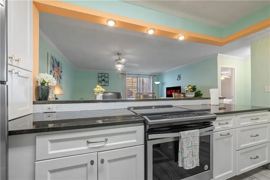 300 Peachtree Street Ne #23J, Atlanta, GA 30308 - Image #2