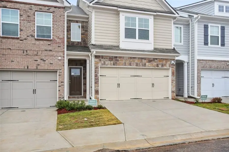 7641 Squire Court, Fairburn, GA 30213 - Image #2