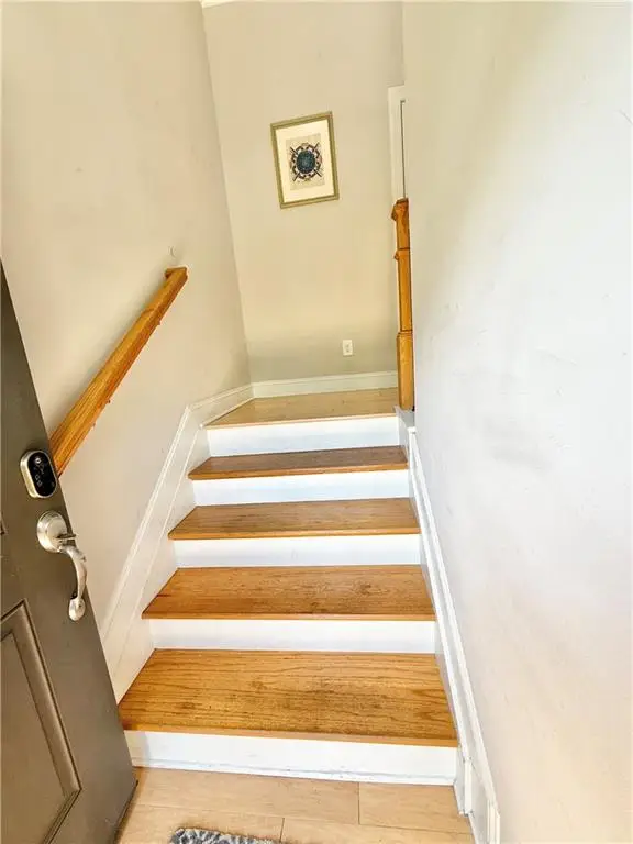 1817 Hislop Lane #7, Atlanta, GA 30345 - Image #2