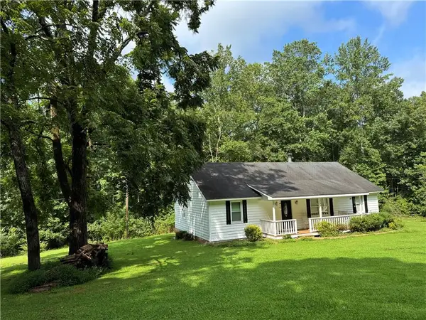 94 Big Jim Drive, Cleveland, GA 30528