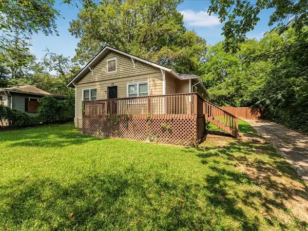 15 Johnson Road Nw, Atlanta, GA 30318