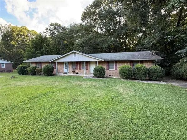 6105 E Fayetteville Drive E, Riverdale, GA 30296