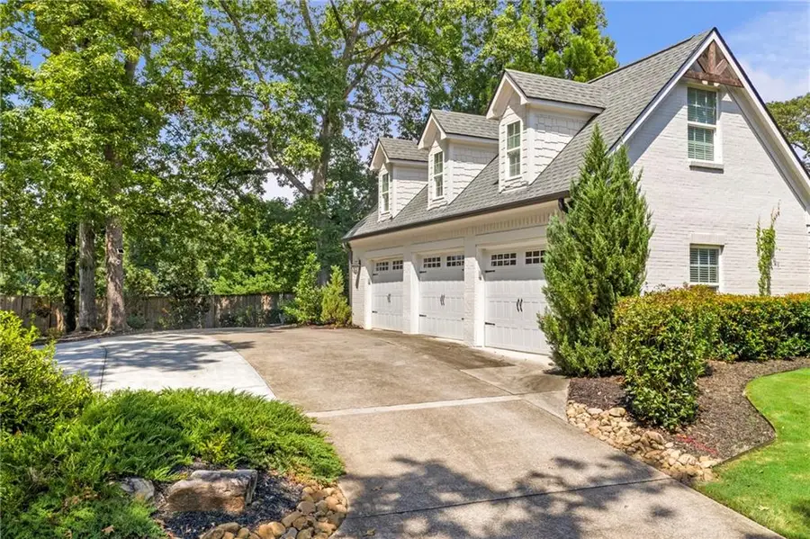 6026 Jim Crow Road, Flowery Branch, GA 30542 - Image #3