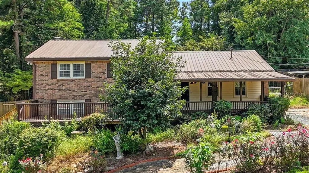 5725 Macedin Drive, Douglasville, GA 30135 - Image #1