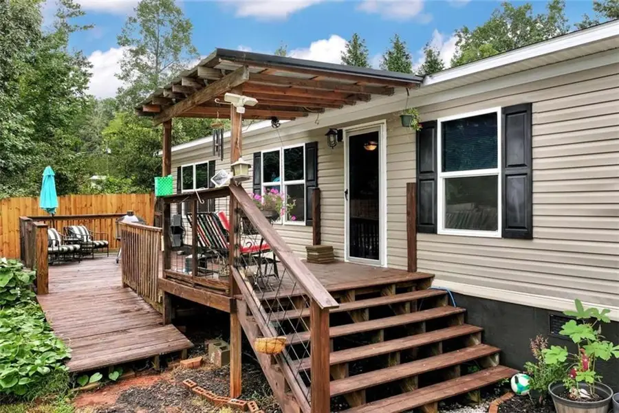 112 Fisherman Cove, Lavonia, GA 30553 - Image #3