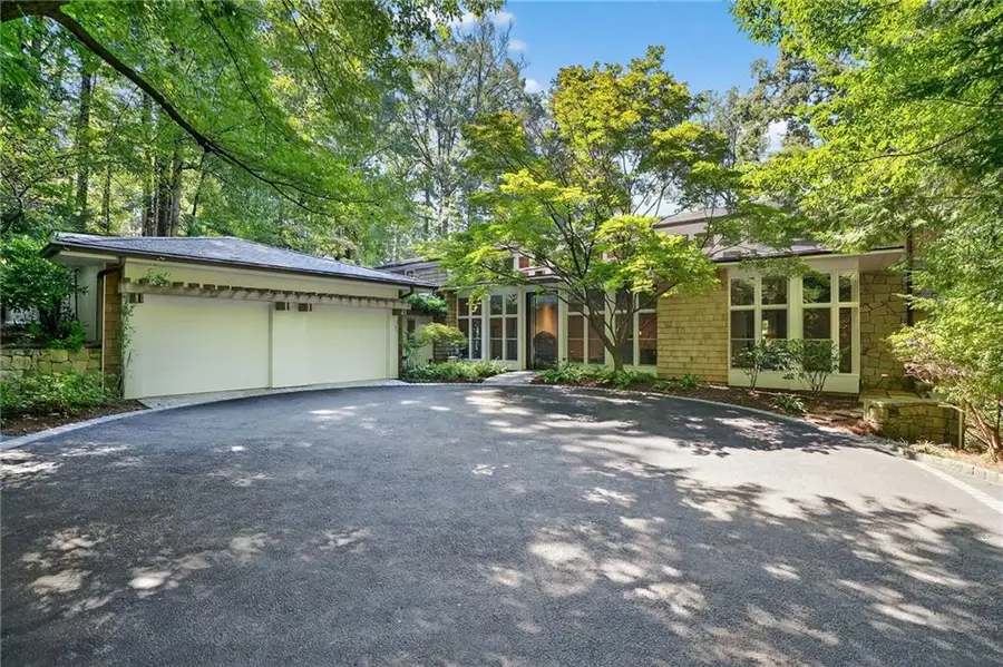 3033 E Pine Valley Road Nw, Atlanta, GA 30305 - Image #3