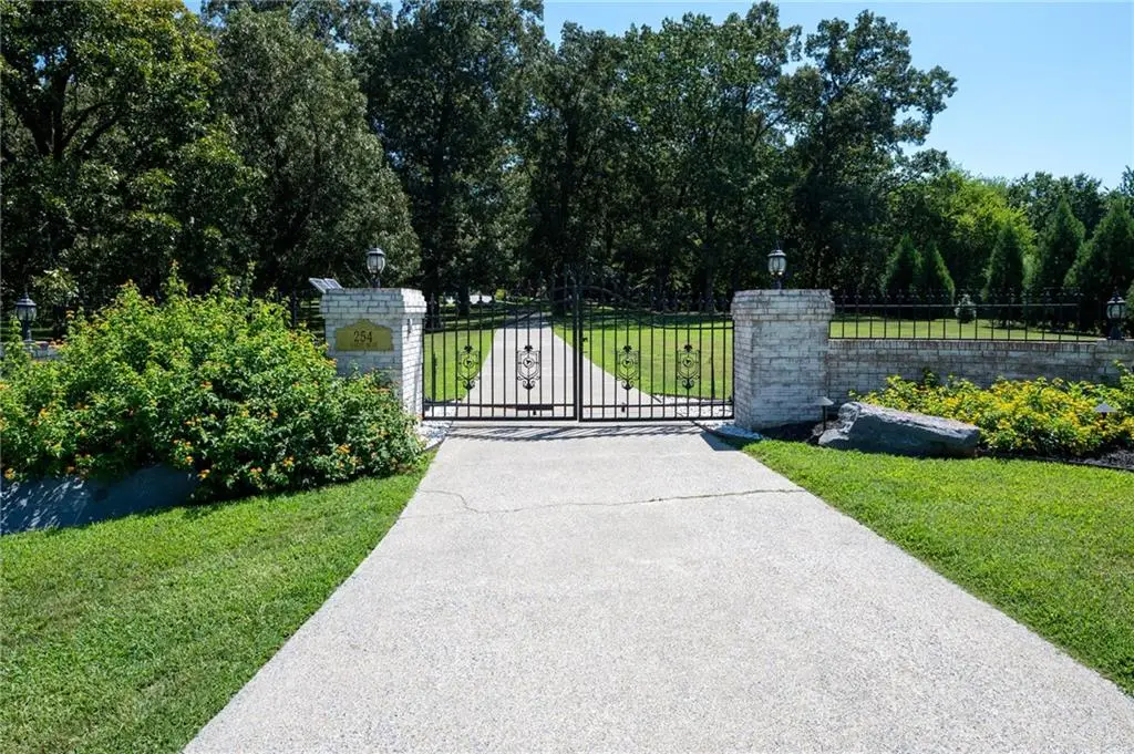 254 Bud Hardy Road Se, Calhoun, GA 30701 - #1