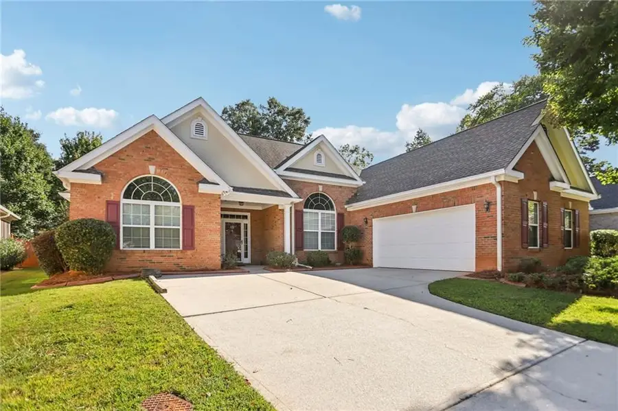 8004 Larksview Drive, Fairburn, GA 30213 - Image #2