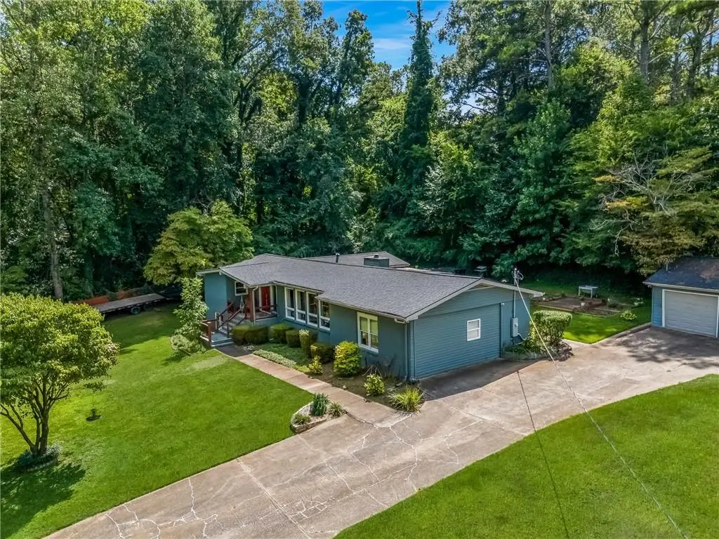 6101 Misty Valley Drive Se, Acworth, GA 30102 - Image #1