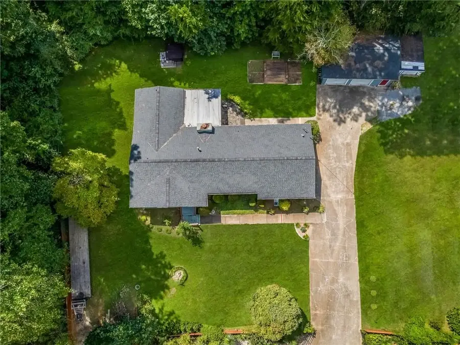 6101 Misty Valley Drive Se, Acworth, GA 30102 - Image #3