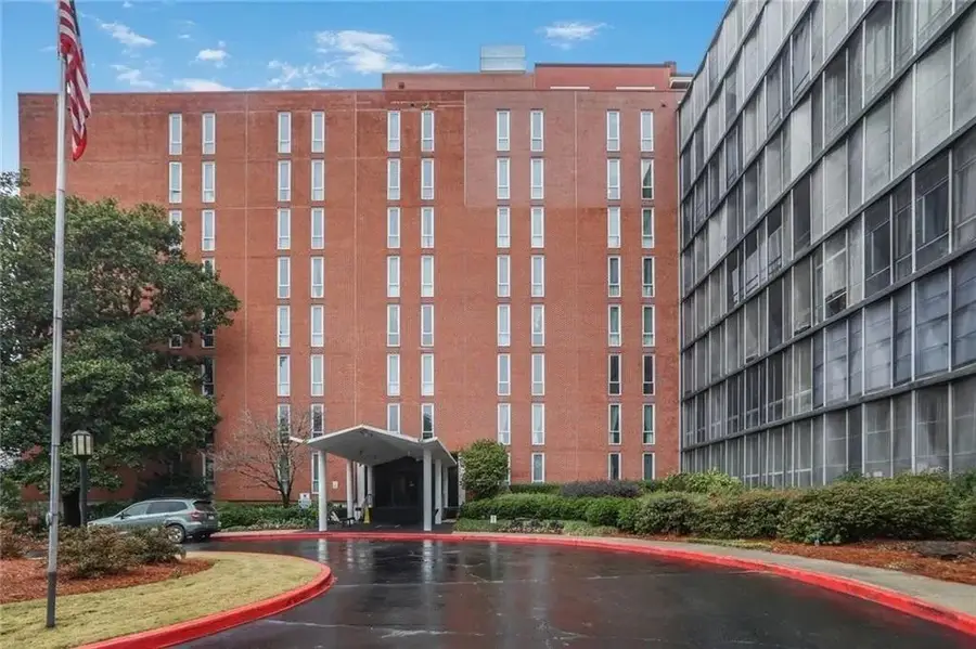 3060 NW Pharr Court Nw #517, Atlanta, GA 30305 - Image #2