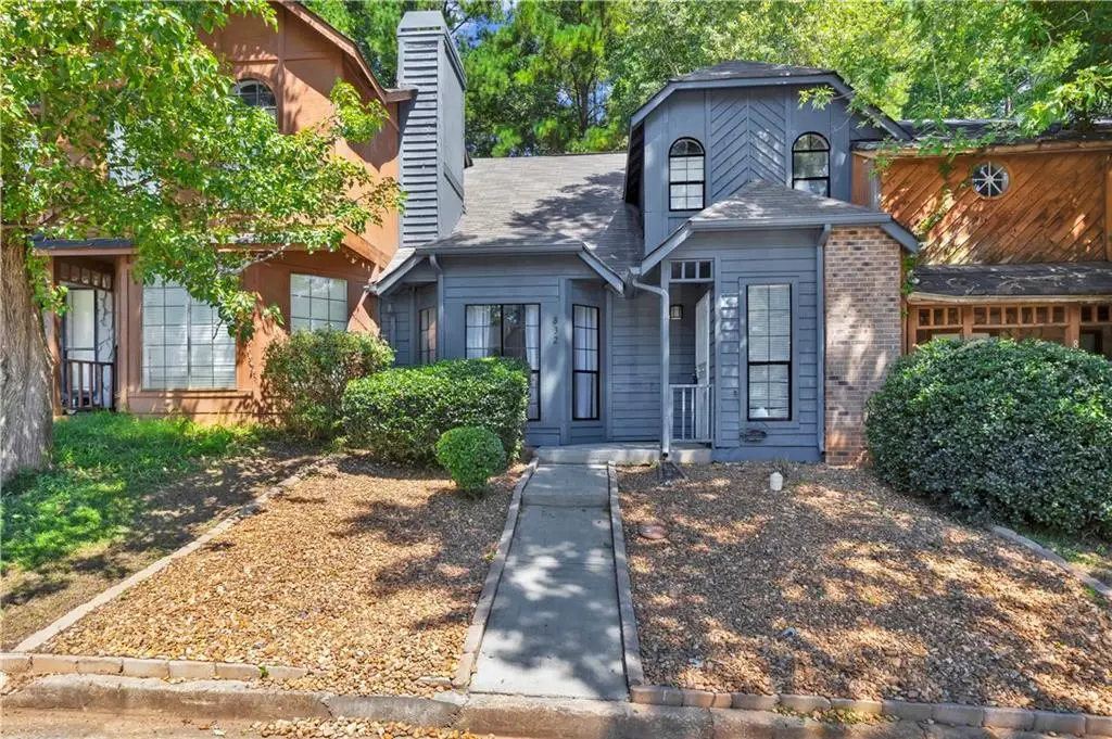 832 Heritage Oaks Drive, Stone Mountain, GA 30088 - Image #1