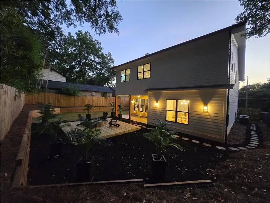 1102 Morley Avenue Se, Atlanta, GA 30312 - Image #2