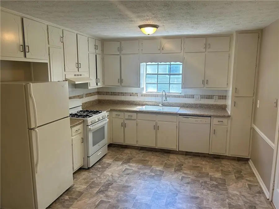 3932 Ferncliff Road, Snellville, GA 30039 - Image #3