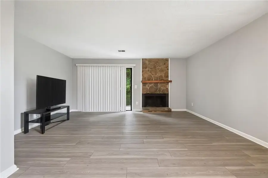 1305 Ridgecrest Lane Se, Smyrna, GA 30080 - Image #2