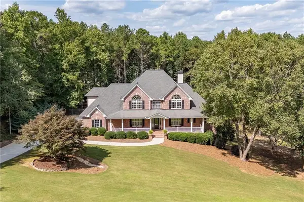 503 Antrim Glen Drive, Hoschton, GA 30548