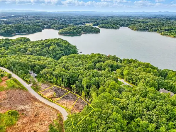 3288 Montvale Drive, Gainesville, GA 30506