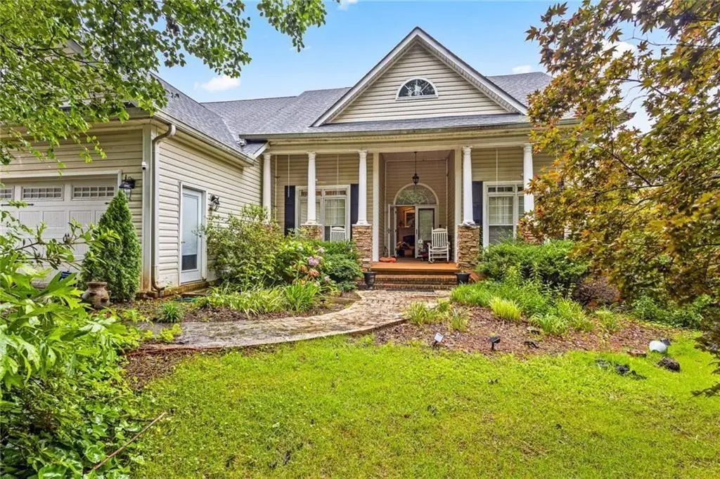 130 Shadow Lake Trail, Newnan, GA 30265 - Image #1