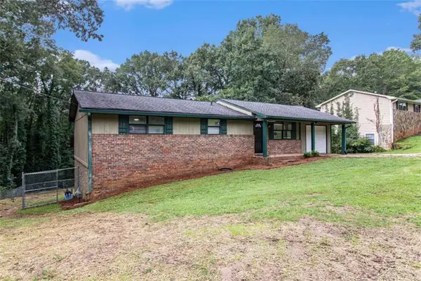 4025 N Quail Drive N, Douglasville, GA 30135