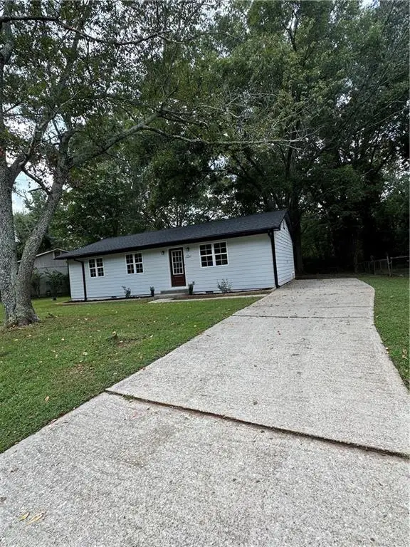 1729 W Austin Road, Decatur, GA 30032