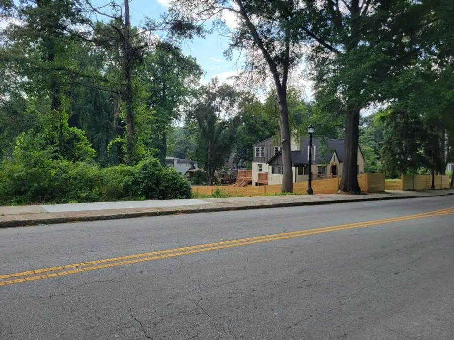 1496 Joseph E Boone Boulevard Nw, Atlanta, GA 30314 - Image #3