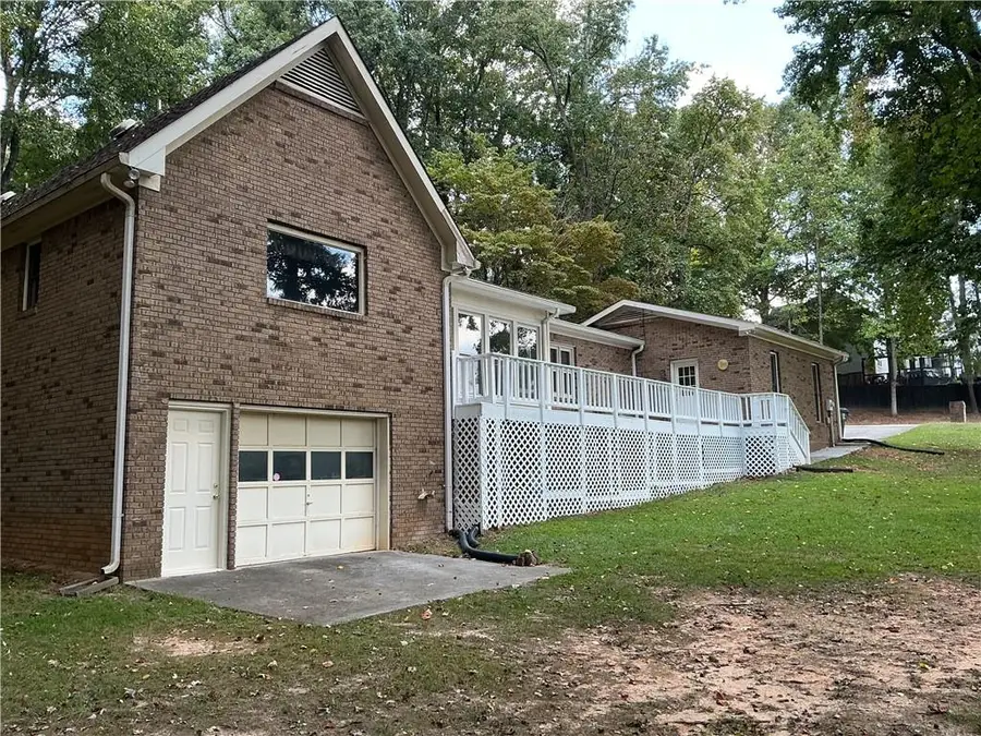 105 Benson Circle, Fayetteville, GA 30214 - Image #3