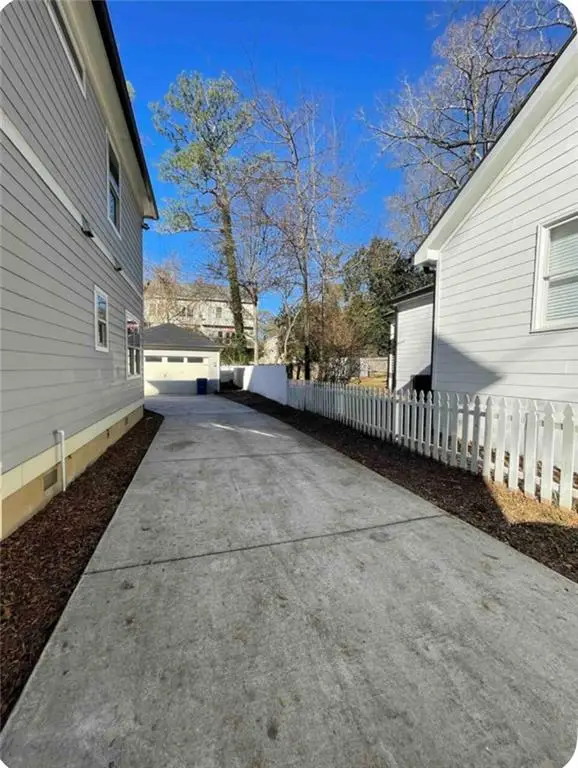 2668 Memorial Drive Se, Atlanta, GA 30317 - Image #3