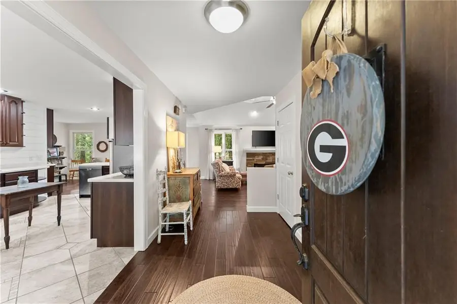 465 Emerald Parkway, Sugar Hill, GA 30518 - Image #2