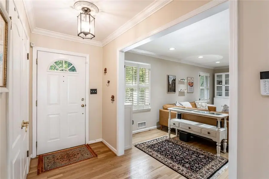 1460 Valley View Road, Dunwoody, GA 30338 - Image #2