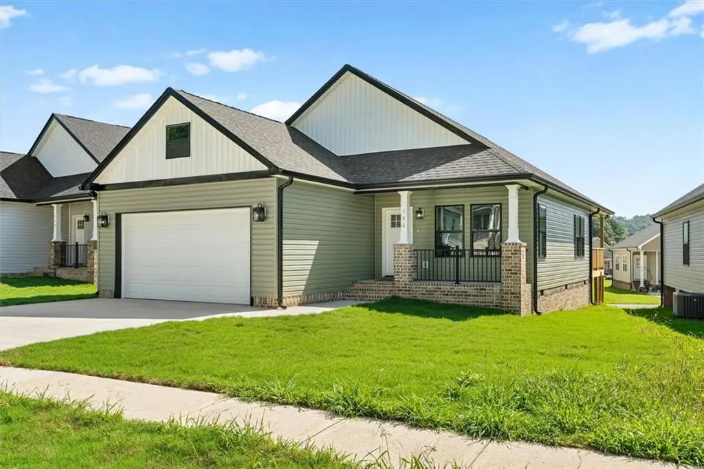 152 Washington St, Dalton, GA 30721 - Image #1