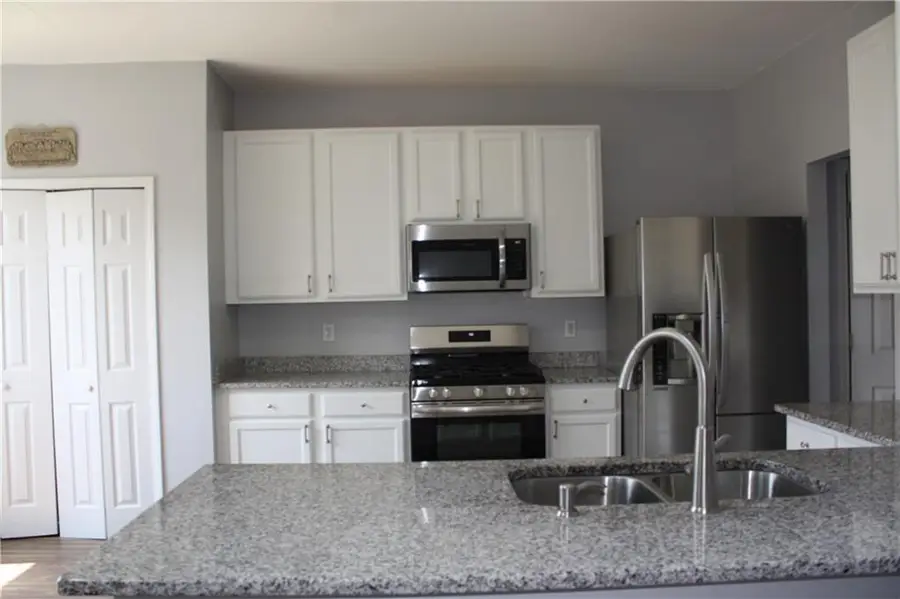 1675 Huntcrest Park Sw, Mableton, GA 30126 - Image #3