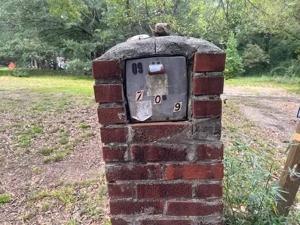 709 Ridge Avenue, Stone Mountain, GA 30083