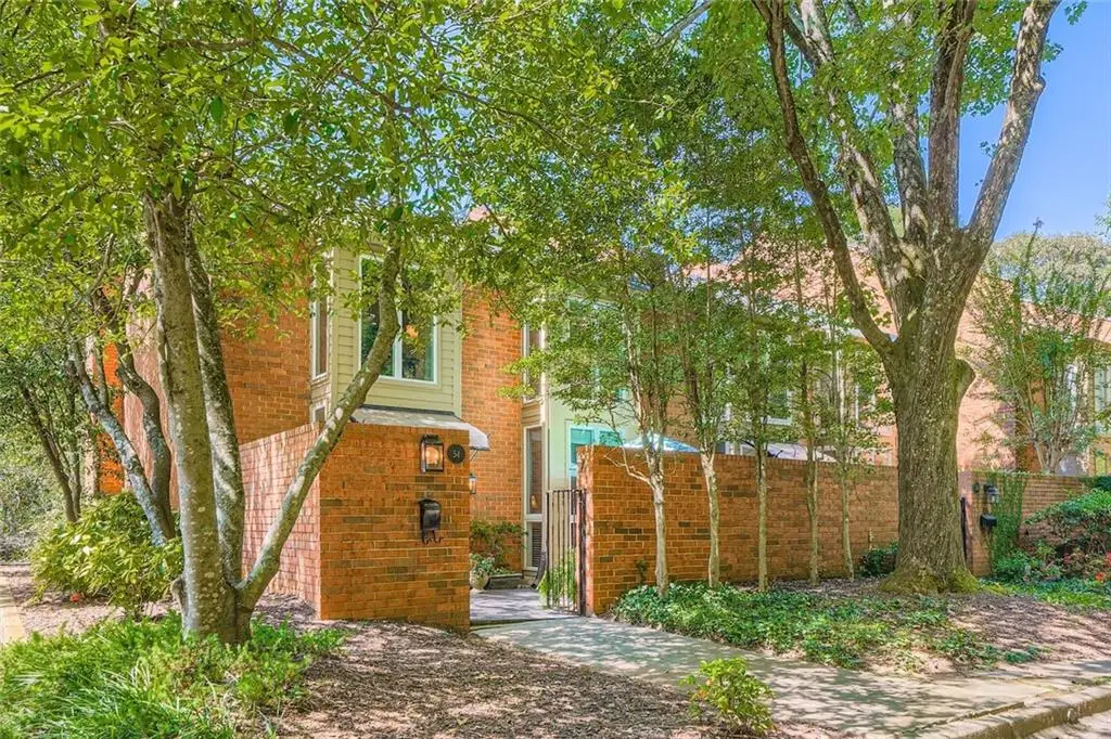 54 Willow Glen, Atlanta, GA 30342 - Image #1