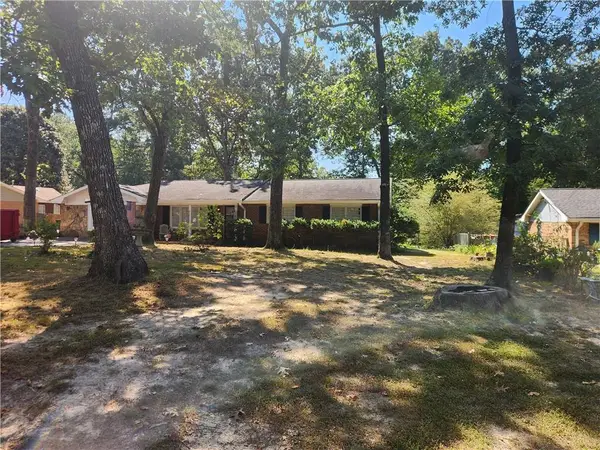 857 Pin Oak Way, Lawrenceville, GA 30046