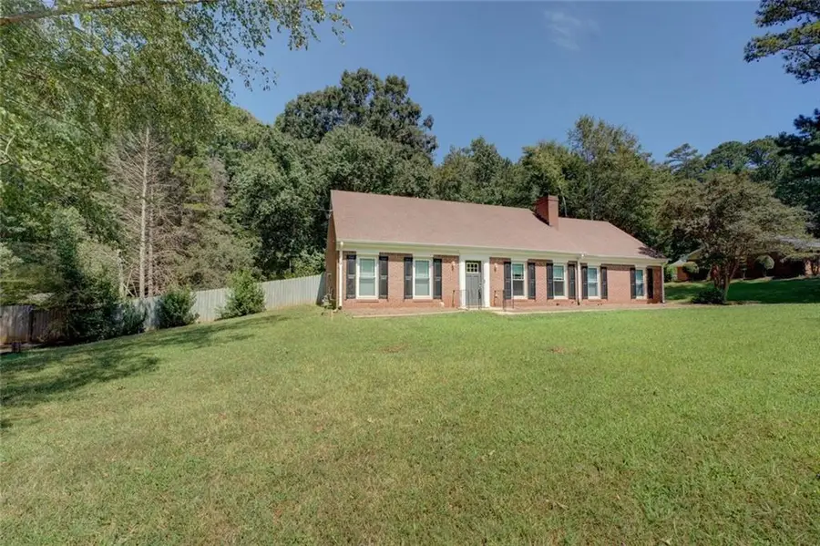 1828 Brandy Woods Drive Se, Conyers, GA 30013 - Image #3