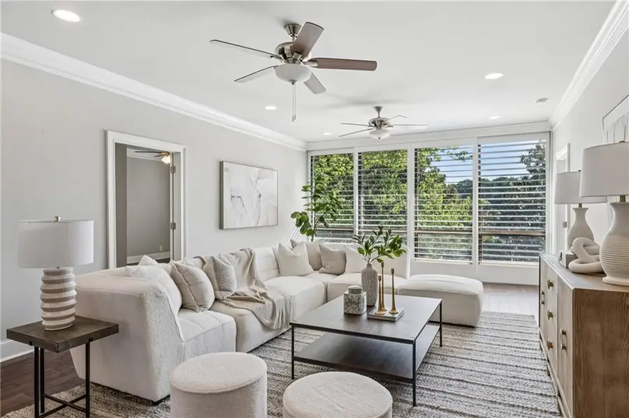 2575 Peachtree Road Ne #5G, Atlanta, GA 30305 - Image #2