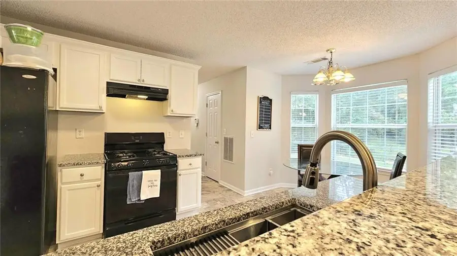 10779 Tara Village Way, Jonesboro, GA 30238 - Image #2